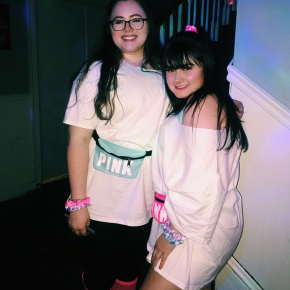 Meet your Posher, Kailee - Picture 3 of 3